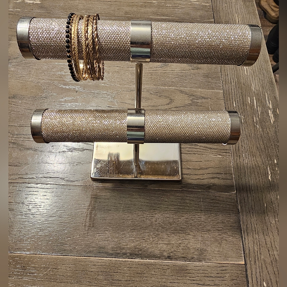 Bracelet/Scrunchie Holder
